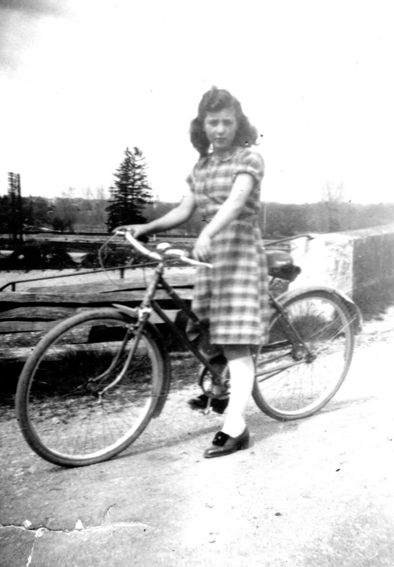 As a teenager, Jacqueline secretly helped French underground resistance fighters by transporting dynamite hidden in her bicycle handlebars as she rode past German soldiers. Her mother never knew of her patriotic yet dangerous deeds. &ldquo;At that young age, patriotism is everything,&rdquo; Smith said in a French accent. (Jackie Smith)